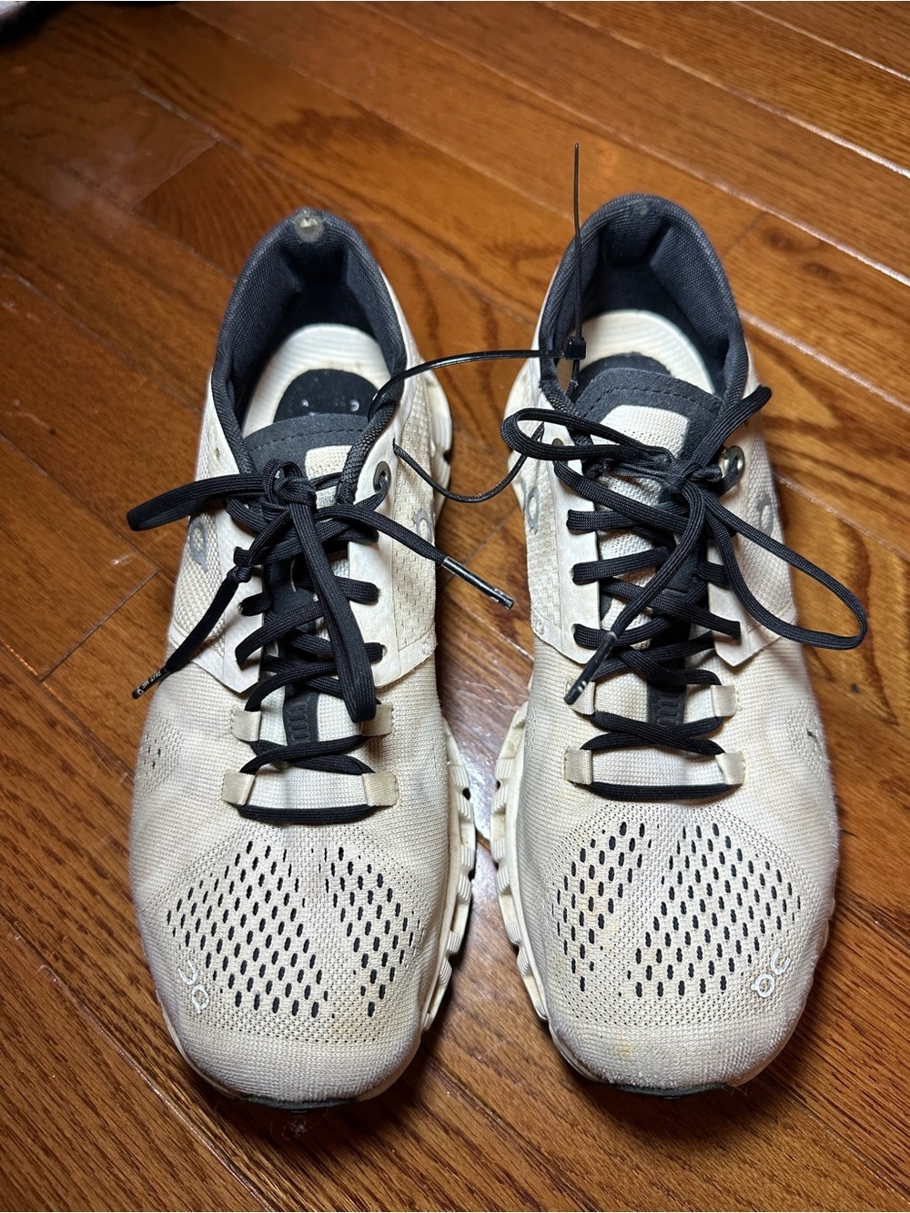 On Womens Cloud X Running Shoes White Size 7